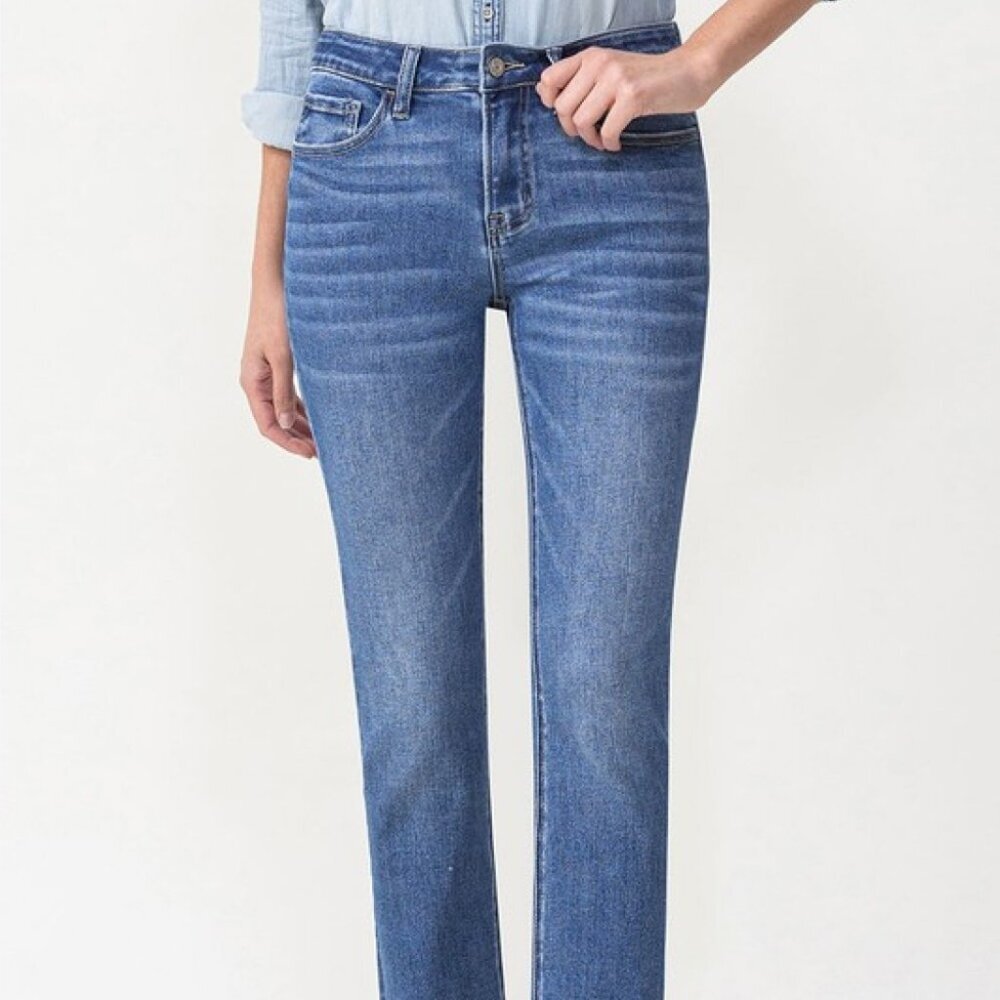 NWT Lovervet Full Size Maggie Midrise Slim Ankle Straight Jeans